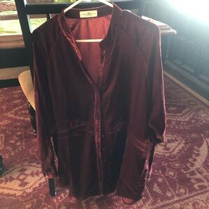 Natural Life Burgundy/rust long Velour Shirt jacket.Very Soft with Pockets..EUC